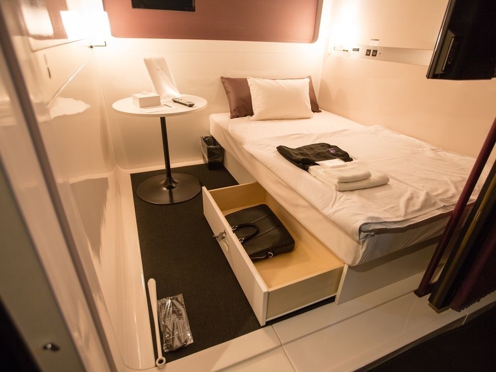 First Cabin Shinbashi Atagoyama Tokio Exterior foto