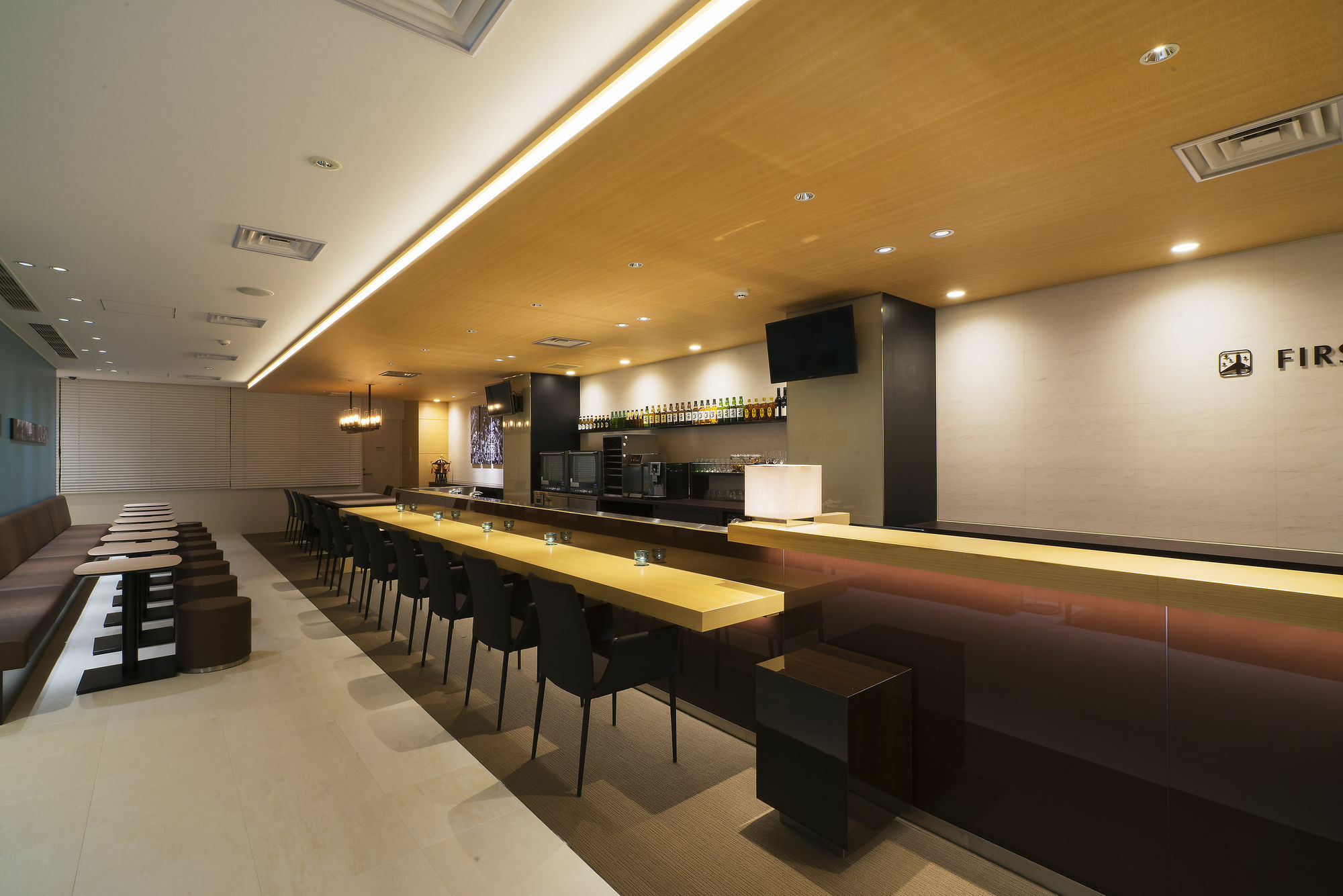 First Cabin Shinbashi Atagoyama Tokio Exterior foto